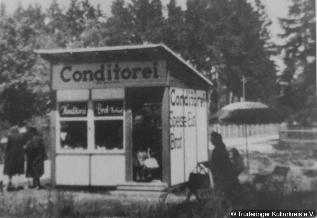 This image has an empty alt attribute; its file name is wabula-231_kiosk-brockmann_anfang-1950er-jahre.jpg