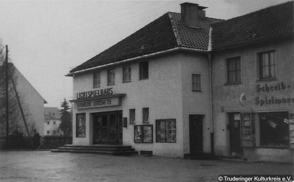 This image has an empty alt attribute; its file name is wabula-232_ecke-jagdhornstr_1949-1965.jpg